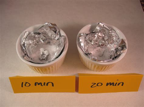 Wait 10 minutes, remove the jewelry, and rinse it under hot water. . Aluminum foil and baking soda reaction